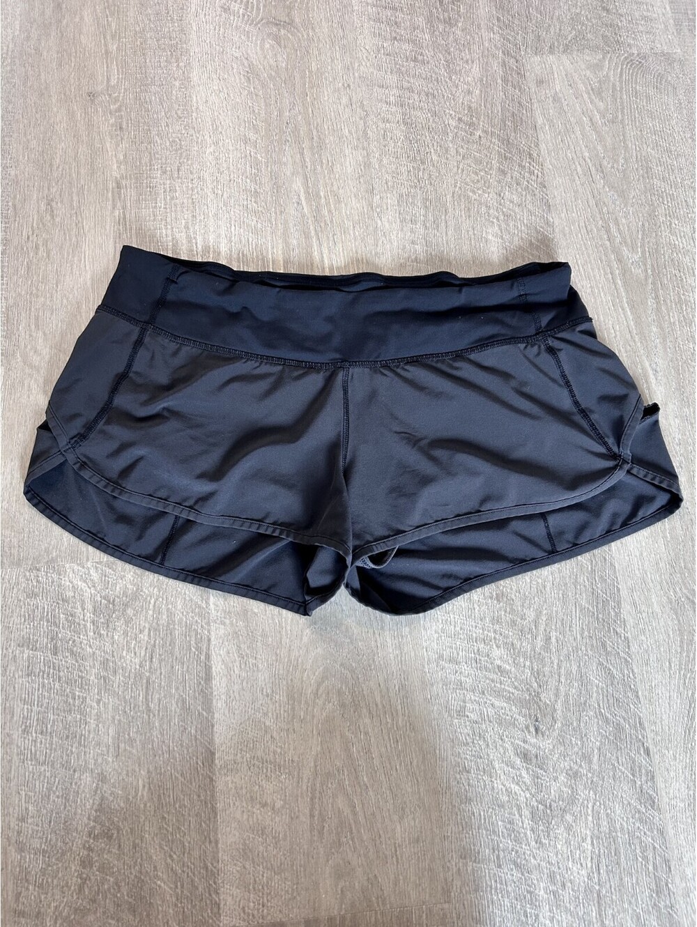 Lululemon Womens Shorts Black Lined Zip Pocket Short (10)